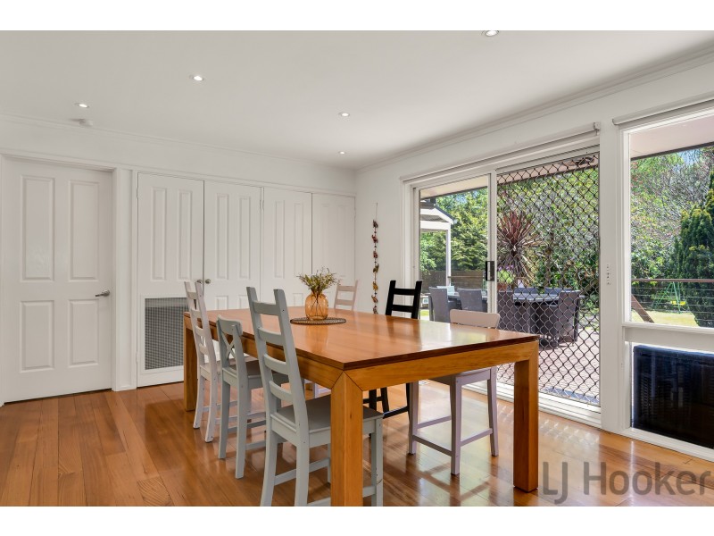 9 Yvonne Road, Mount Dandenong VIC 3767