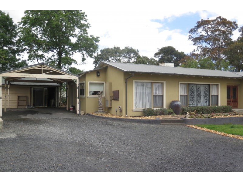 11-13 Glenwood Road, Narre Warren North VIC 3804