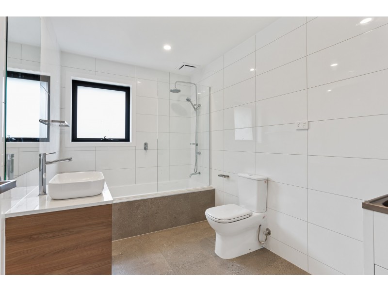 28 Cherrytree Rise, Knoxfield VIC 3180