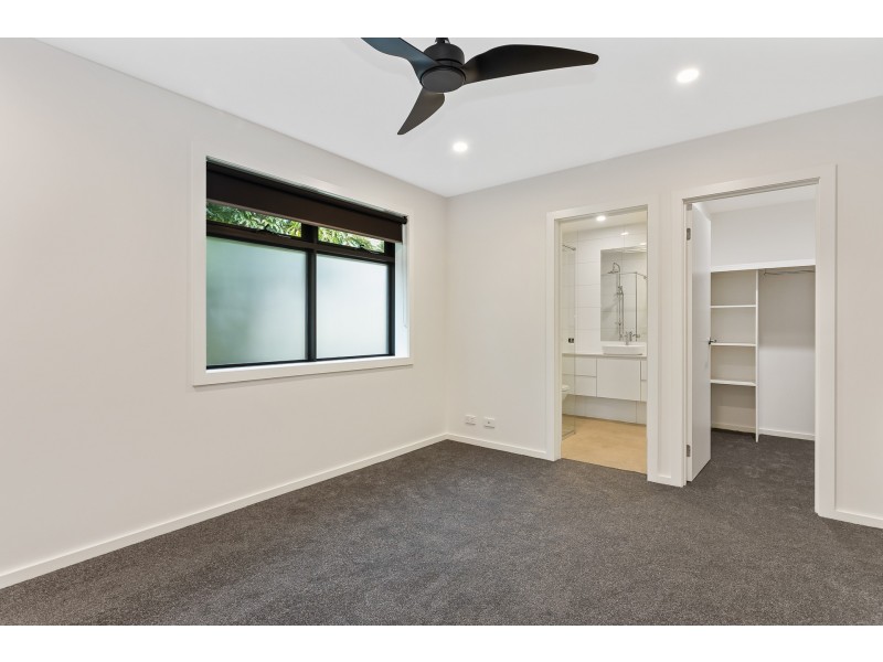 28 Cherrytree Rise, Knoxfield VIC 3180