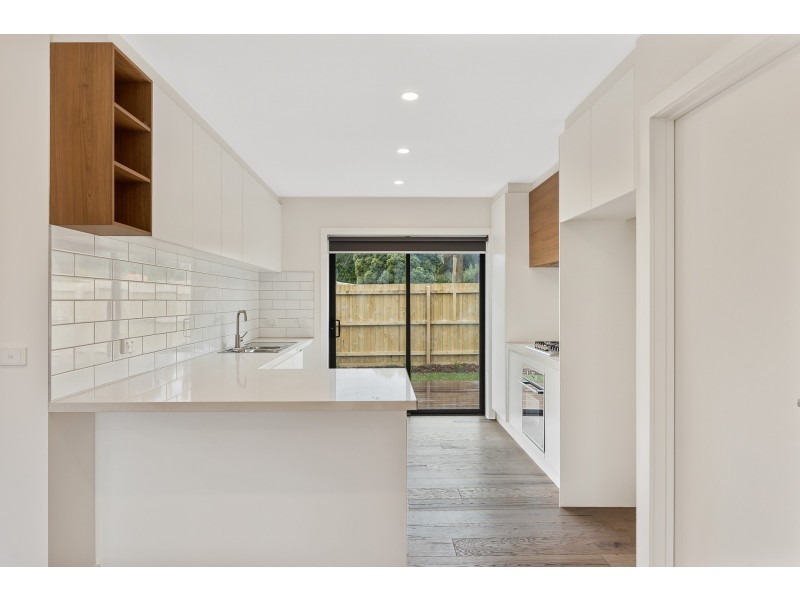 30 Cherrytree Rise, Knoxfield VIC 3180