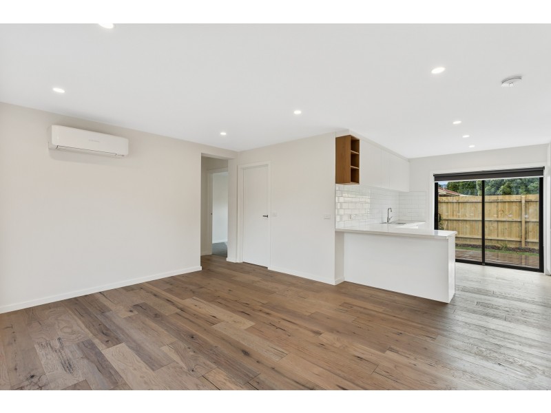 30 Cherrytree Rise, Knoxfield VIC 3180