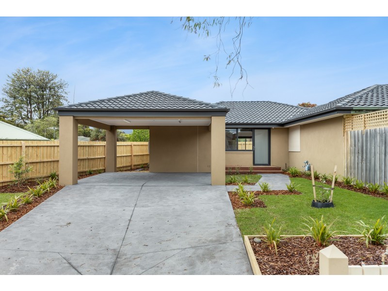 30 Cherrytree Rise, Knoxfield VIC 3180