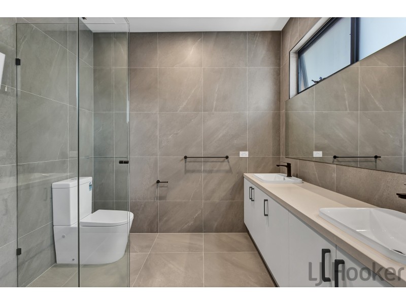 2/28 Joyce Avenue, Glen Waverley VIC 3150