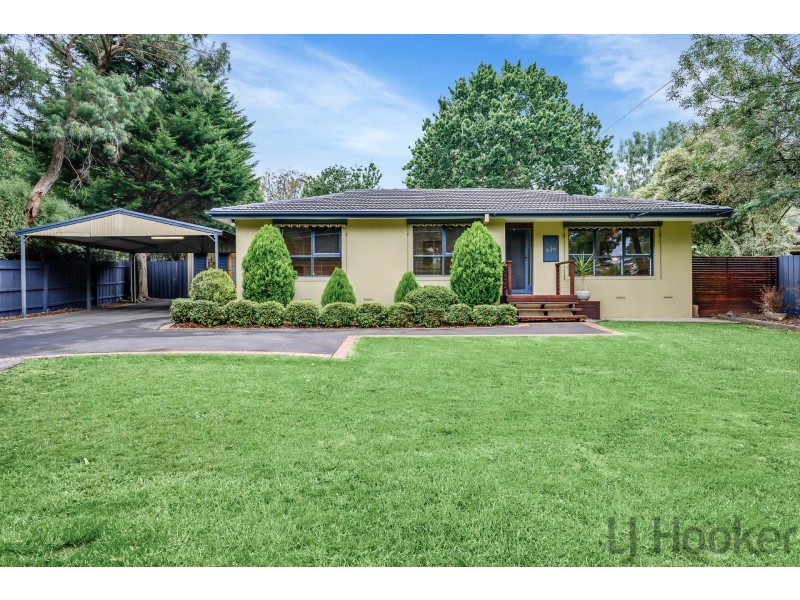 1 Augusta Road, The Basin VIC 3154