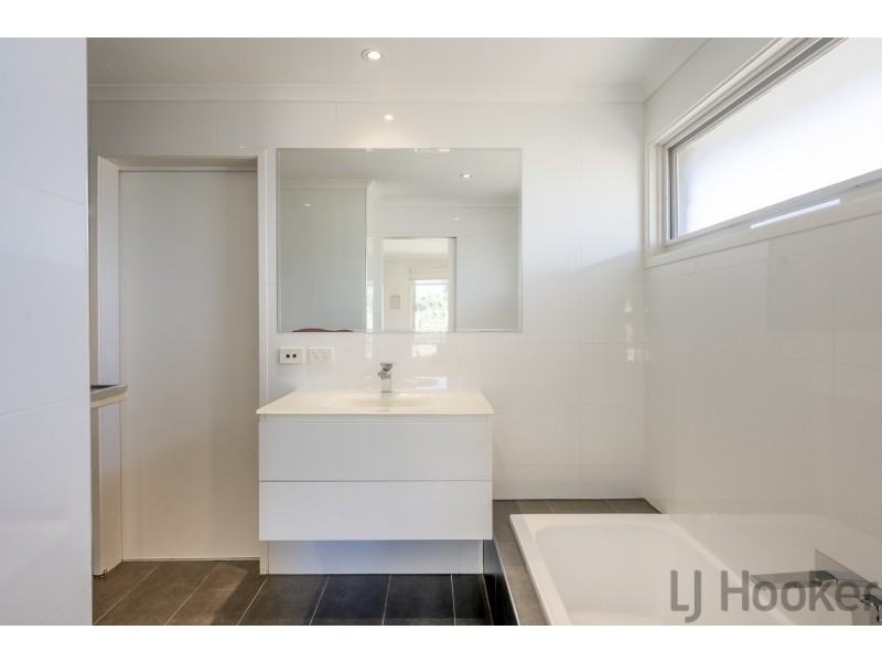 25 Gertonia Avenue, Boronia VIC 3155