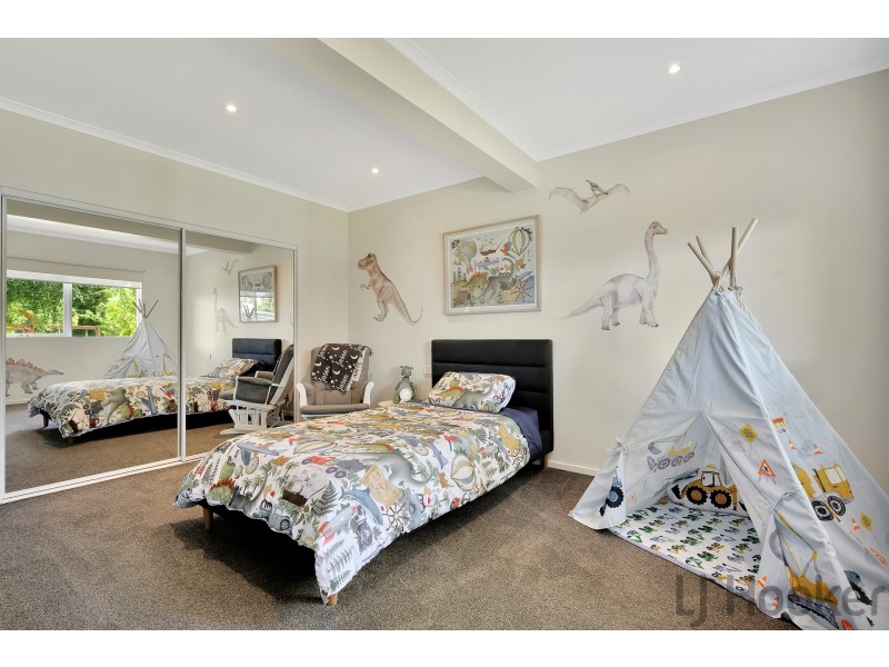 25 Gertonia Avenue, Boronia VIC 3155