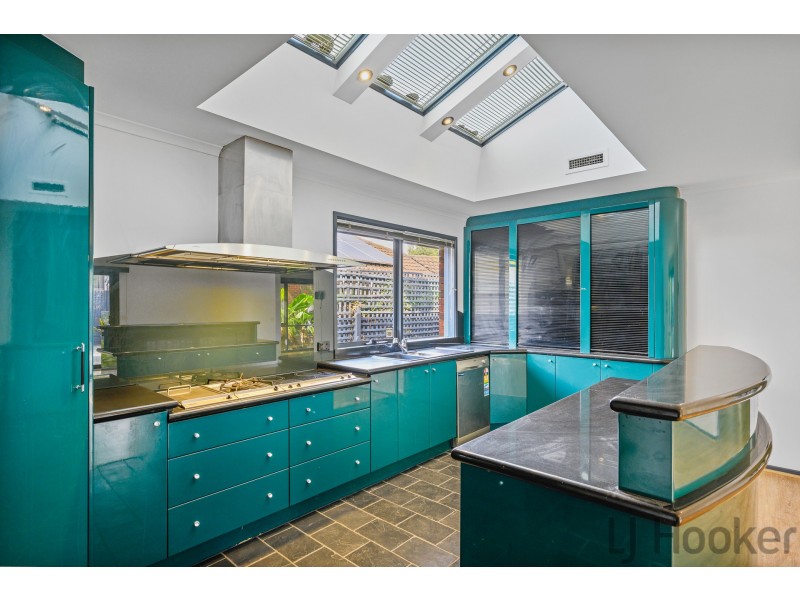 6 The Fairway, Rowville VIC 3178