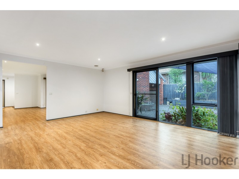 6 The Fairway, Rowville VIC 3178