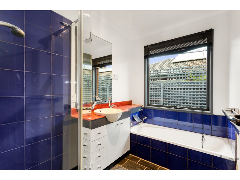 6 The Fairway, Rowville VIC 3178