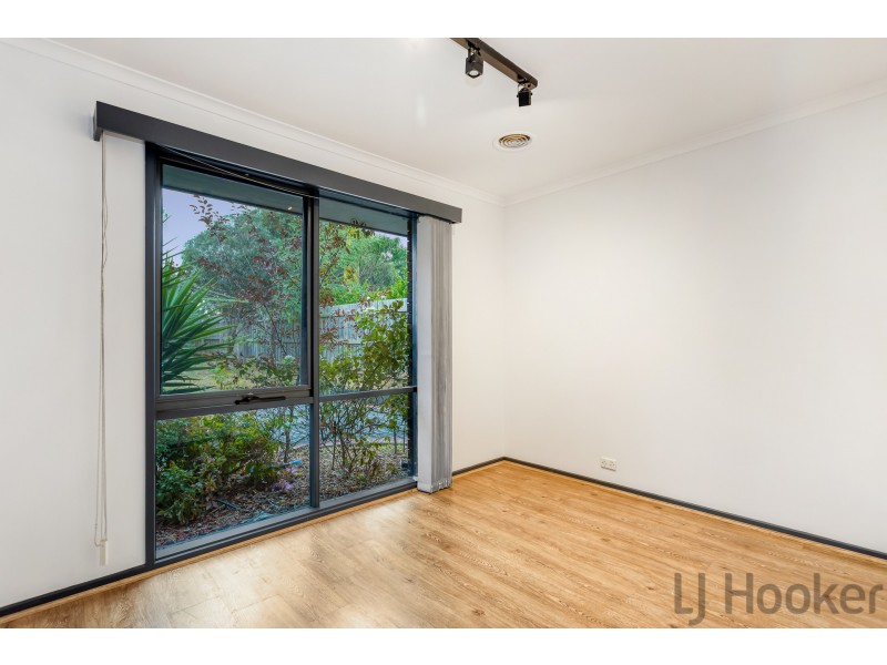6 The Fairway, Rowville VIC 3178