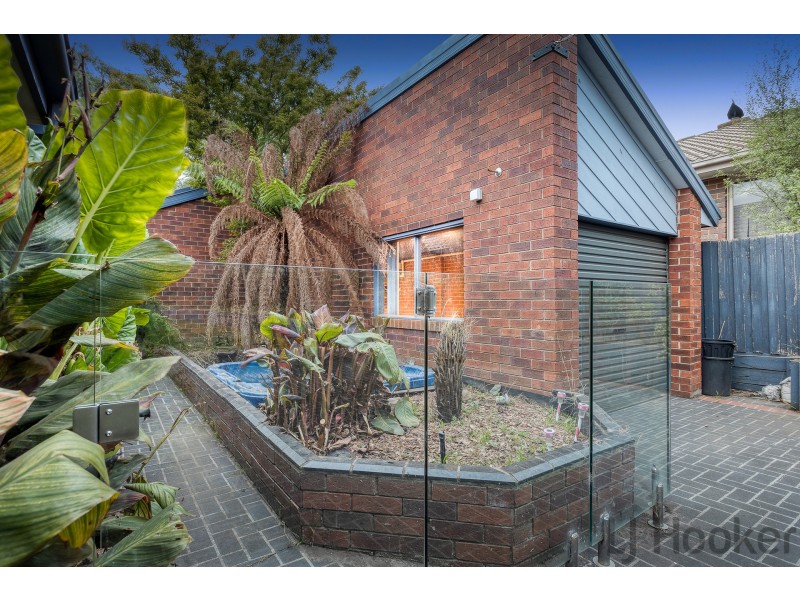 6 The Fairway, Rowville VIC 3178