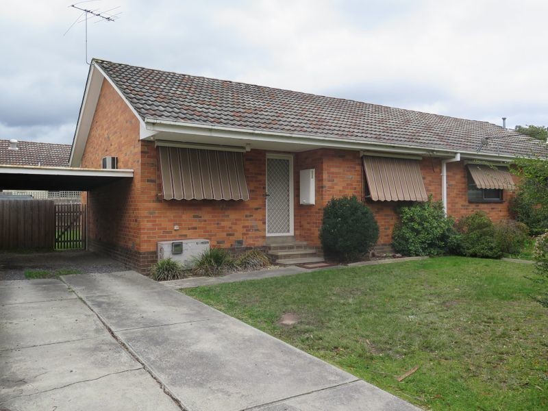 2/19 Railway Parade, Bayswater VIC 3153