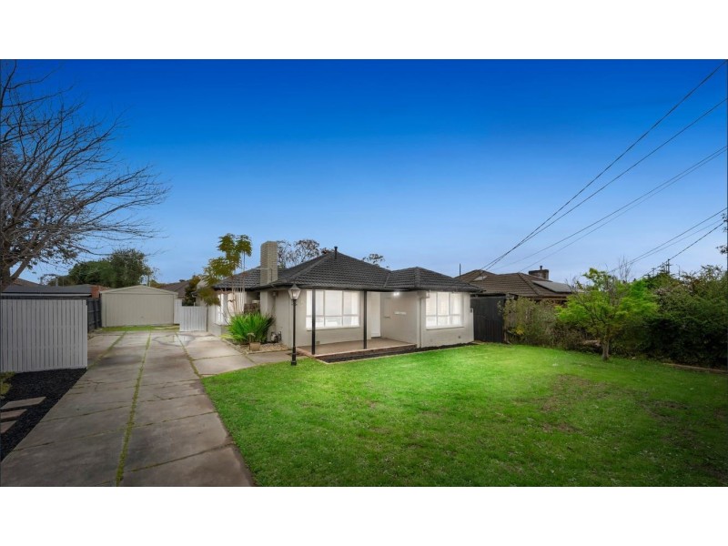 54 Johnson Drive, Ferntree Gully VIC 3156