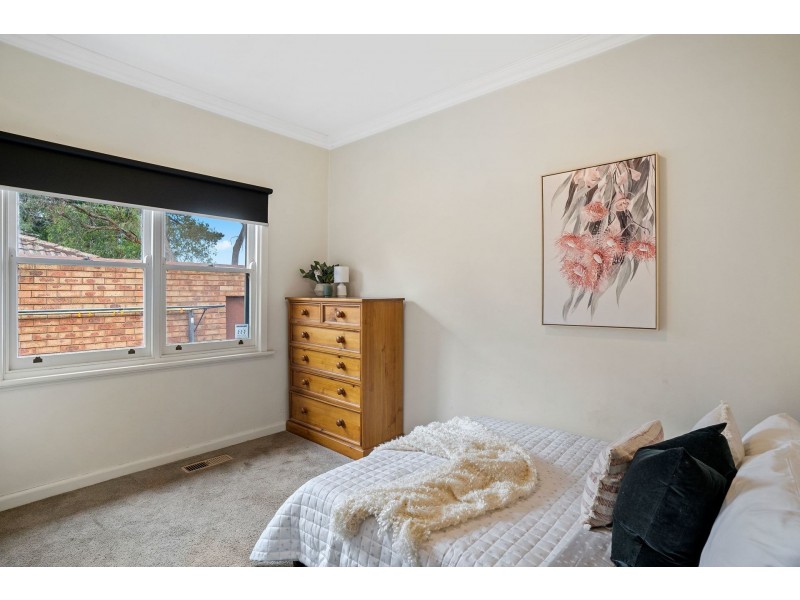 1/17 Mines Road, Ringwood East VIC 3135