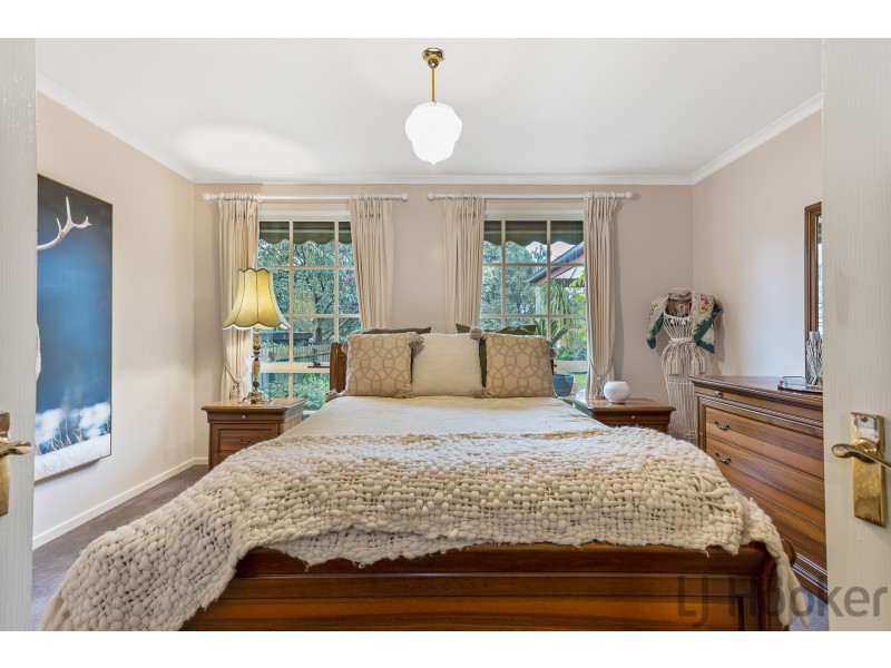 48 Stuart Street, The Basin VIC 3154