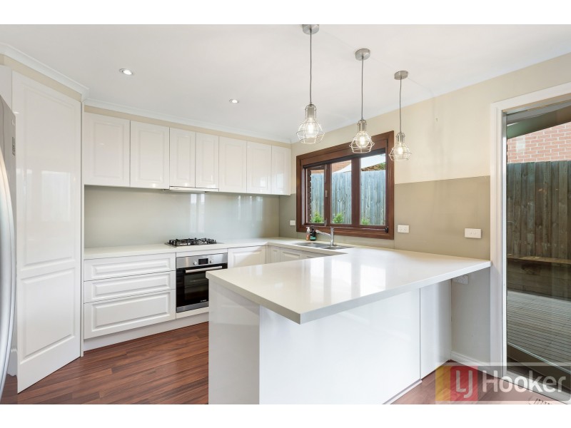 1a Pinewood Avenue, Ringwood East VIC 3135