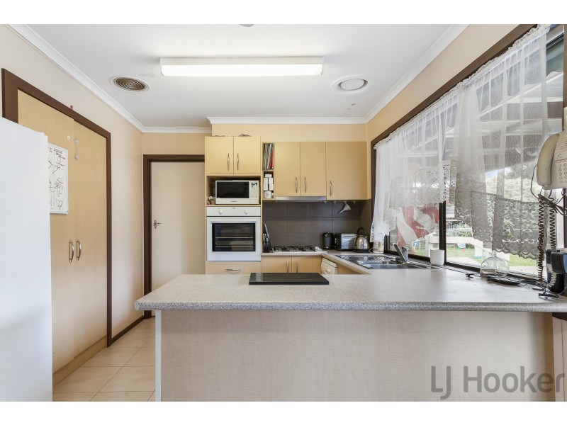 11 Aitken Court, Ferntree Gully VIC 3156