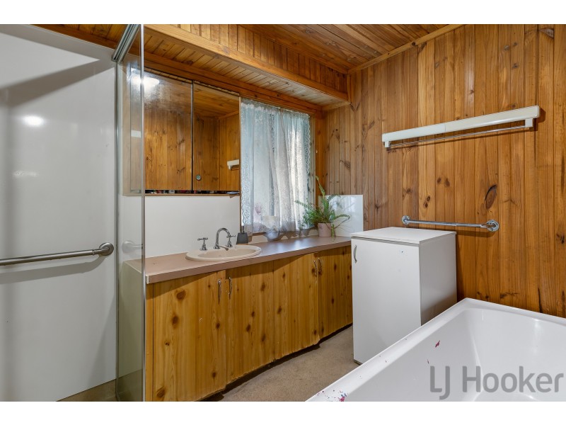 11 Aitken Court, Ferntree Gully VIC 3156