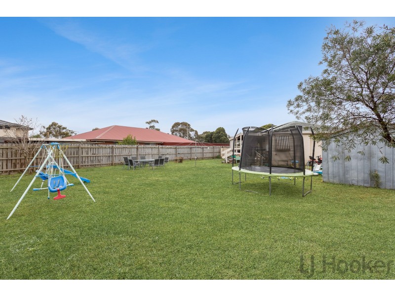 11 Aitken Court, Ferntree Gully VIC 3156