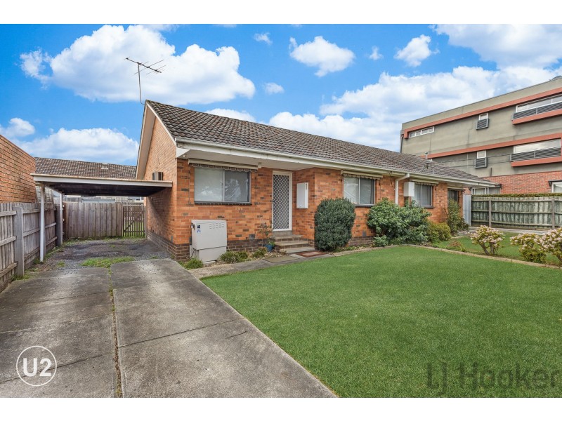 1 & 2/19 Railway Parade, Bayswater VIC 3153