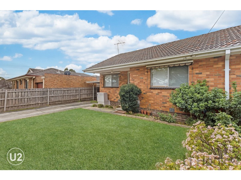 1 & 2/19 Railway Parade, Bayswater VIC 3153