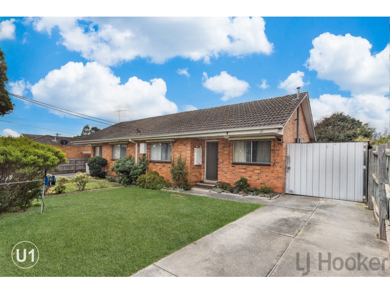 1 & 2/19 Railway Parade, Bayswater VIC 3153