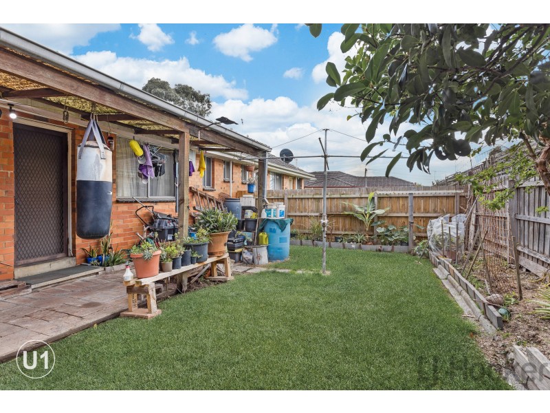 1 & 2/19 Railway Parade, Bayswater VIC 3153