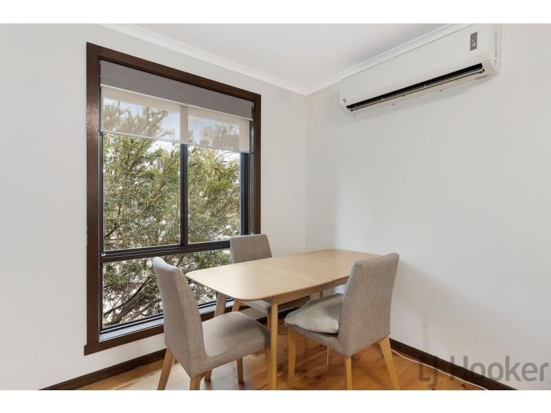 5/4 Starcross Avenue, Croydon VIC 3136