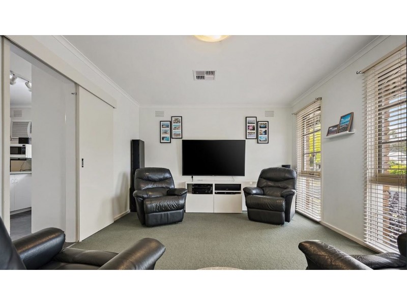 12 Tamworth Road, Kilsyth VIC 3137