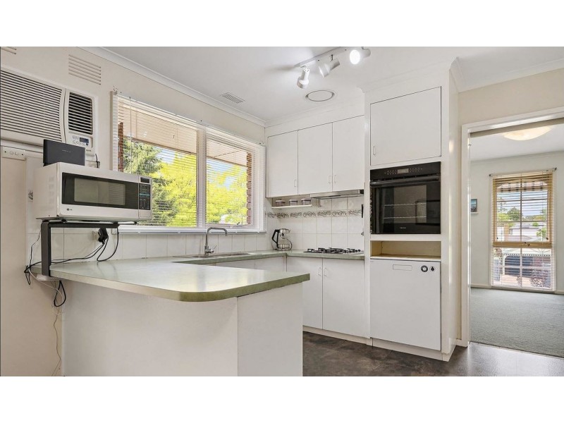 12 Tamworth Road, Kilsyth VIC 3137