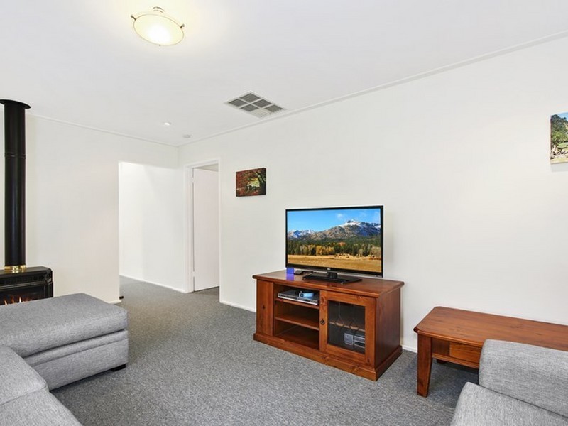 3 Tibarri Court, Mooroolbark VIC 3138