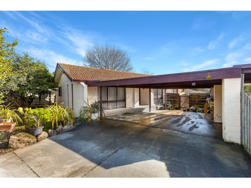 32 Lemal Avenue, Boronia VIC 3155