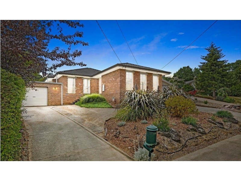 12 Tamworth Road, Kilsyth VIC 3137