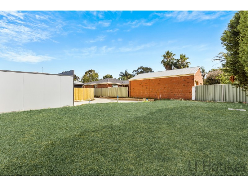 2/16 Burke Road, Ferntree Gully VIC 3156