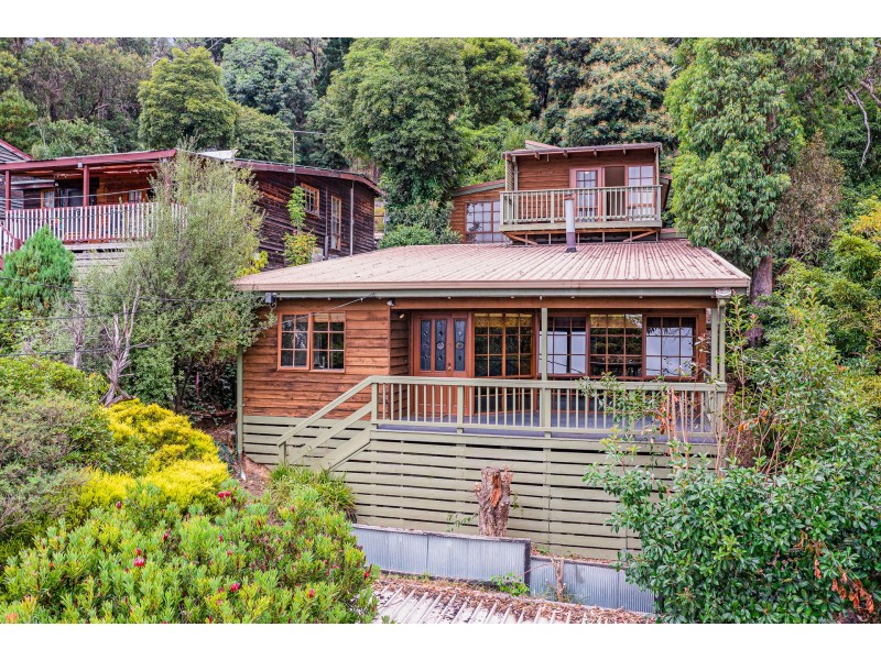 12 Bayview Crescent, The Basin VIC 3154