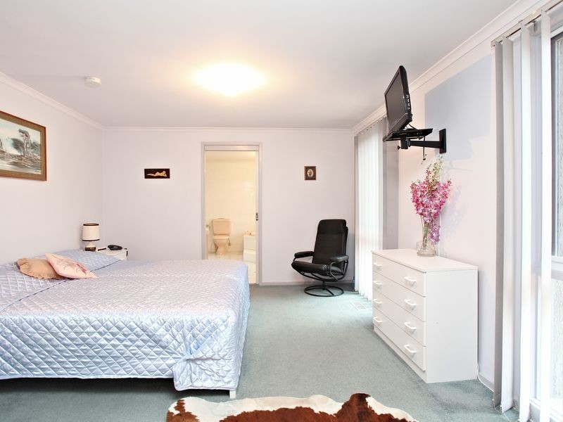 16 Daffodil Road, Boronia VIC 3155