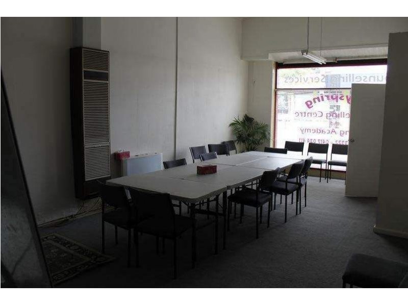 15 Alpine Street, Ferntree Gully VIC 3156