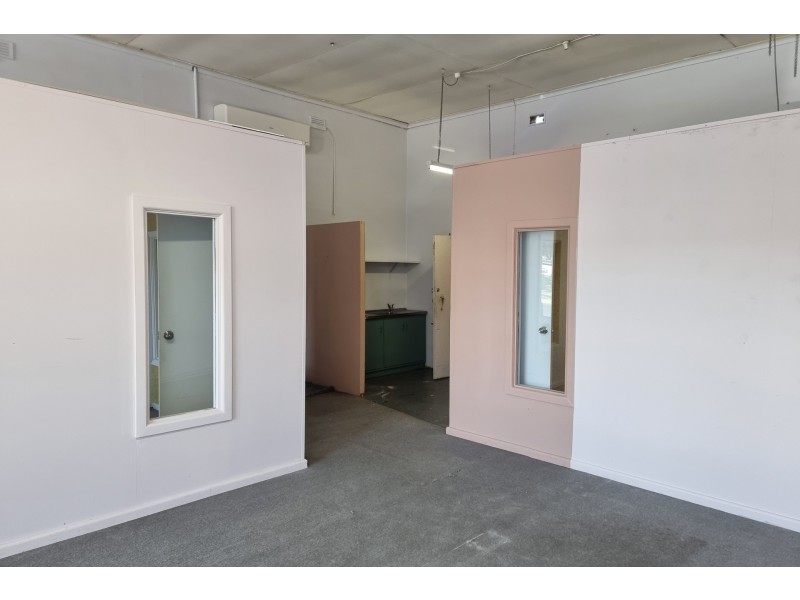 15 Alpine Street, Ferntree Gully VIC 3156