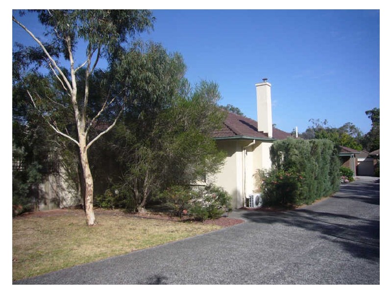 1/29 Hutton Avenue, Ferntree Gully VIC 3156