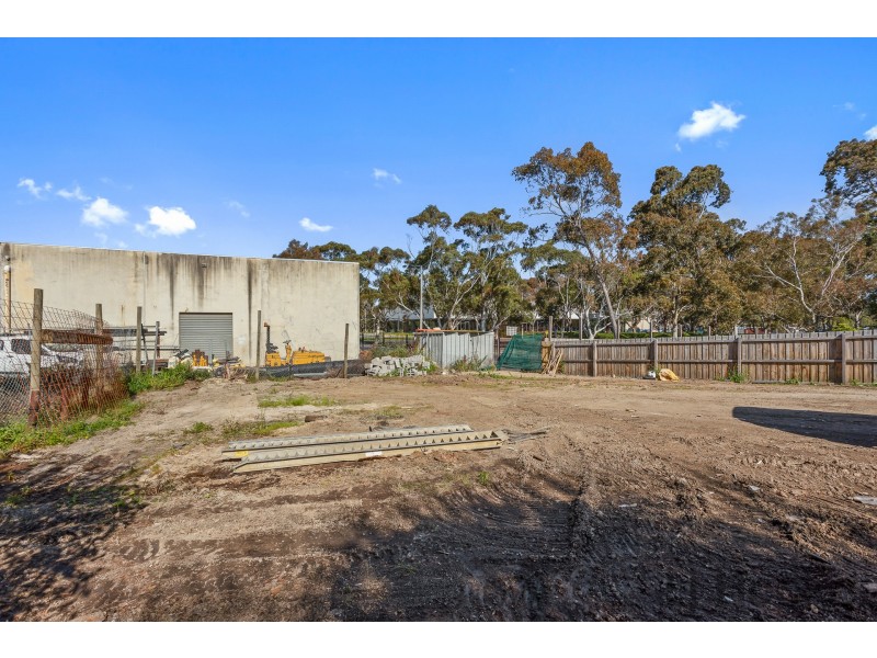 37 Kevin Avenue, Ferntree Gully VIC 3156