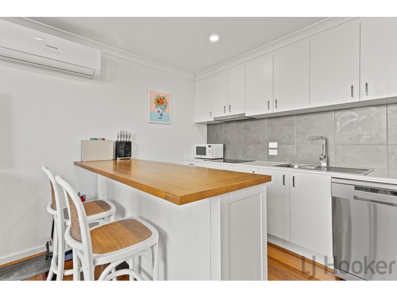 102/8 Tulip Crescent, Boronia VIC 3155