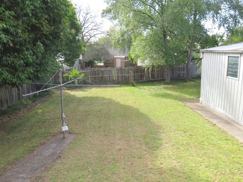 20 Rowan Avenue, Boronia VIC 3155