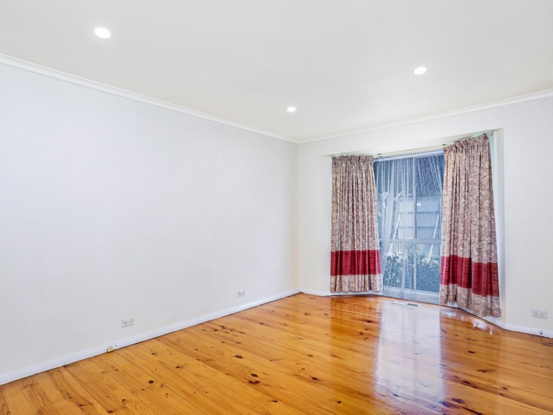 4 Suffern Avenue, Bayswater VIC 3153