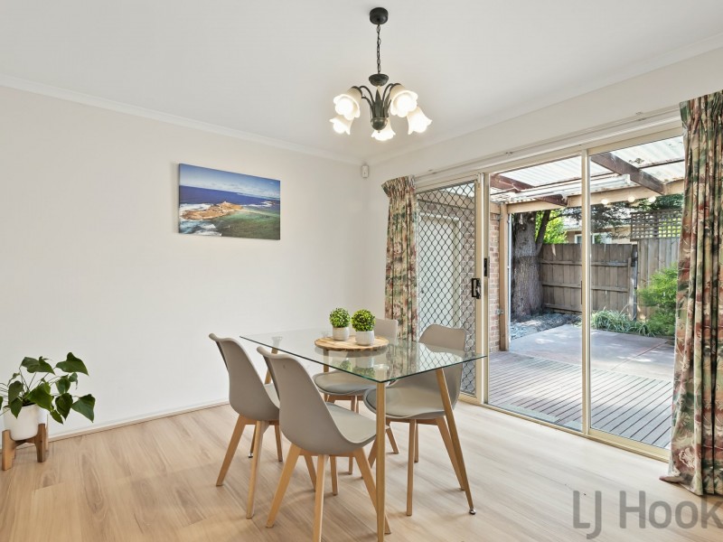 2/1-3 Shannon Avenue, Ferntree Gully VIC 3156