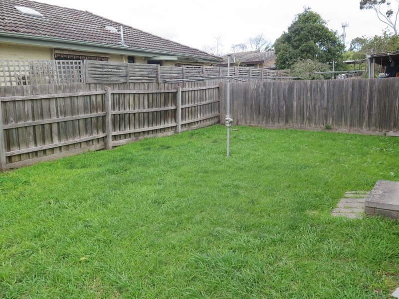 2/19 Railway Parade, Bayswater VIC 3153