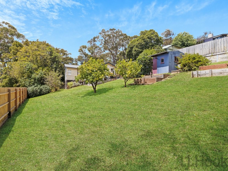 6 View Road, The Basin VIC 3154