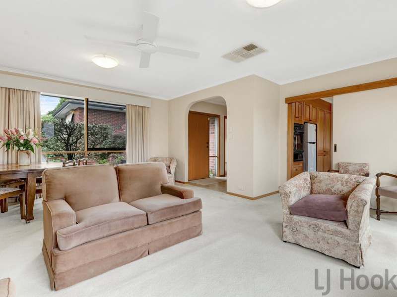 2/71 Essex Road, Mount Waverley VIC 3149