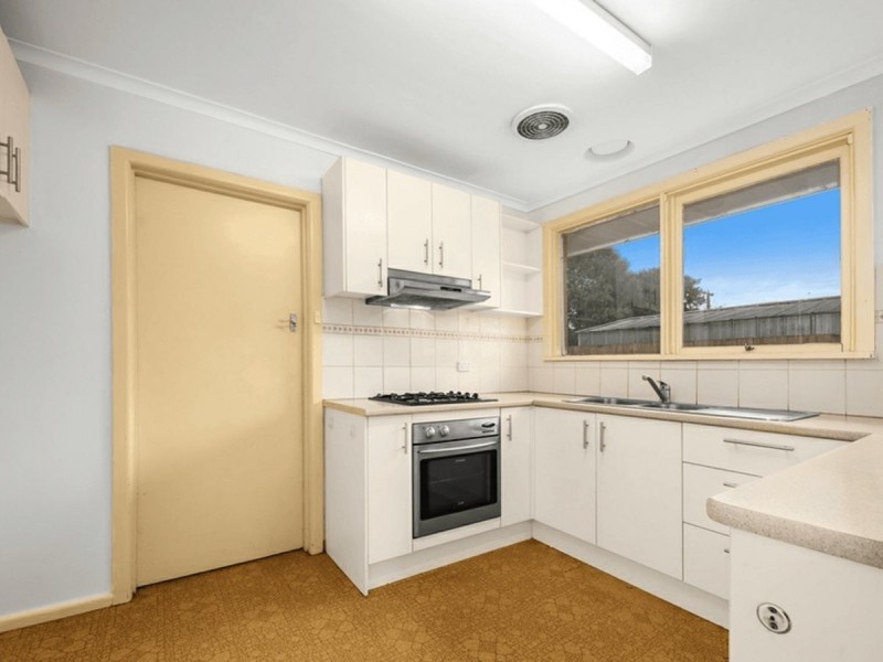 14 Glenfern Road, Ferntree Gully VIC 3156