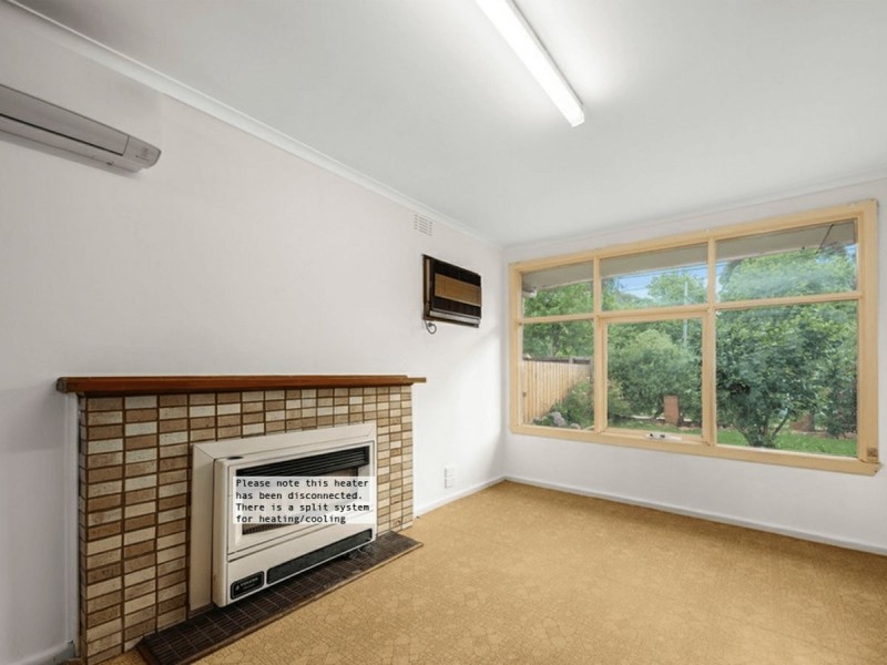 14 Glenfern Road, Ferntree Gully VIC 3156